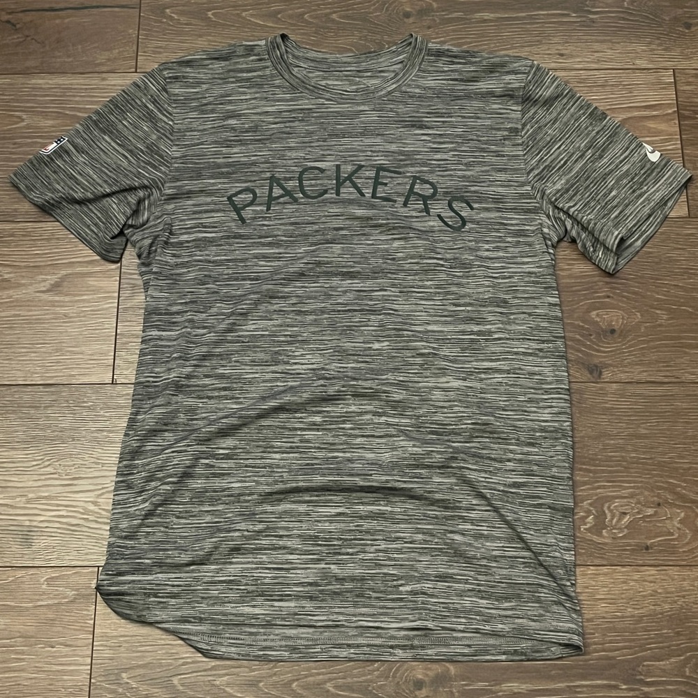 NWOT Nike Gray Packers Men's Shirt